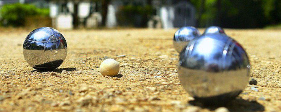 Concours de pétanque