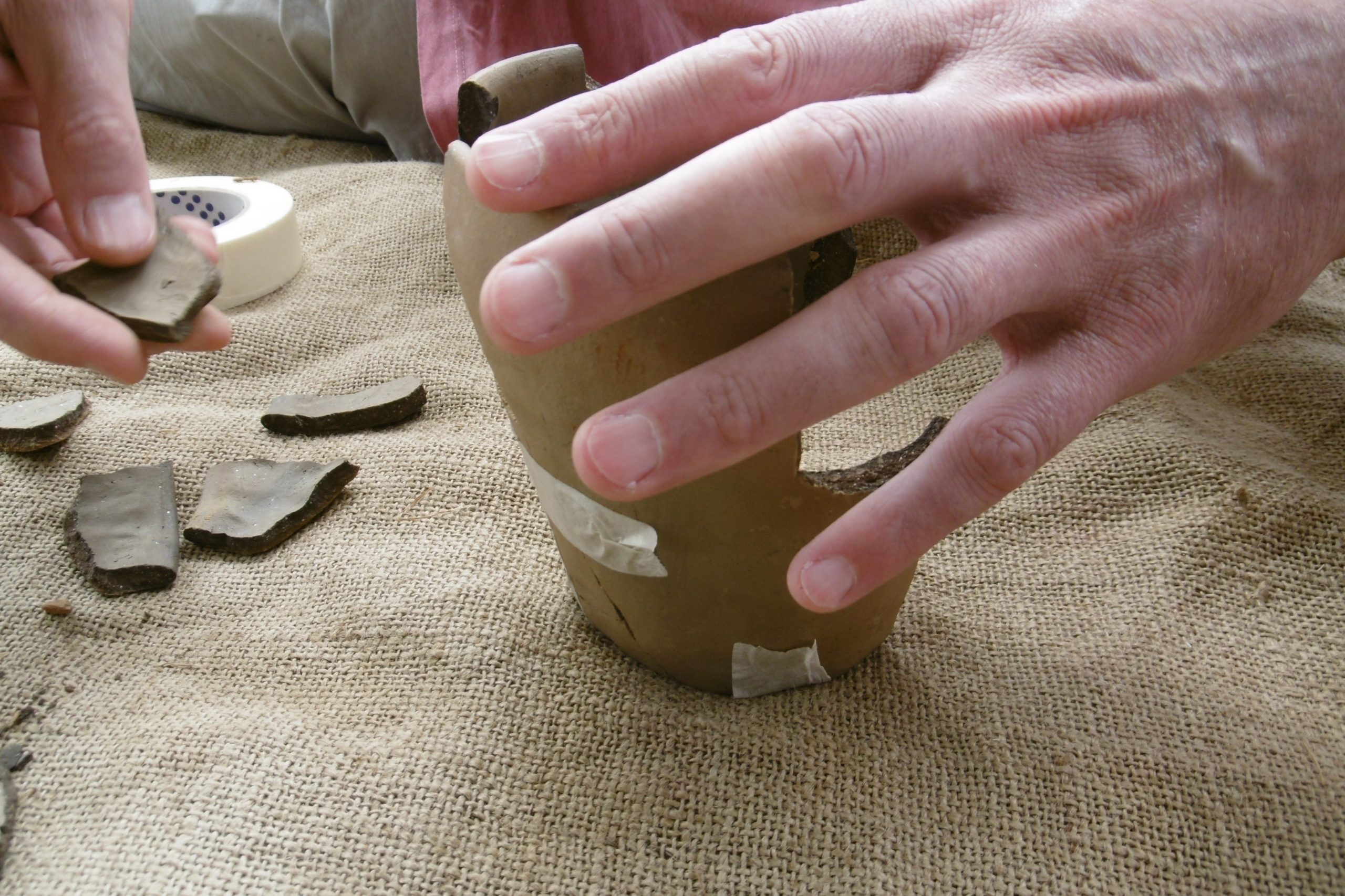 Fête de la Science :  Atelier céramologie, puzzle de poterie