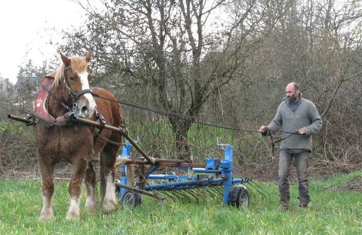 Rencontres paysannes - Les machines et le génie paysan : la low-tech agricole
