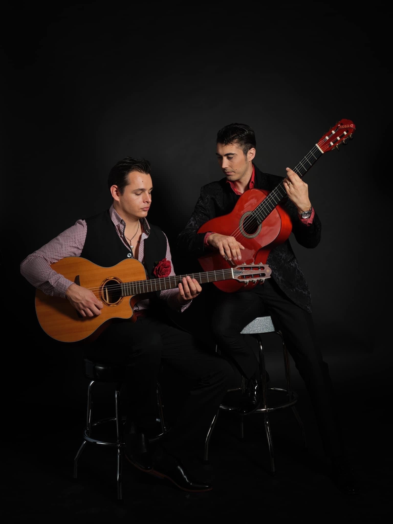 Les Bandoleros : concert de rumba gitane avec les chevaux du théâtre équestre de Bretagne