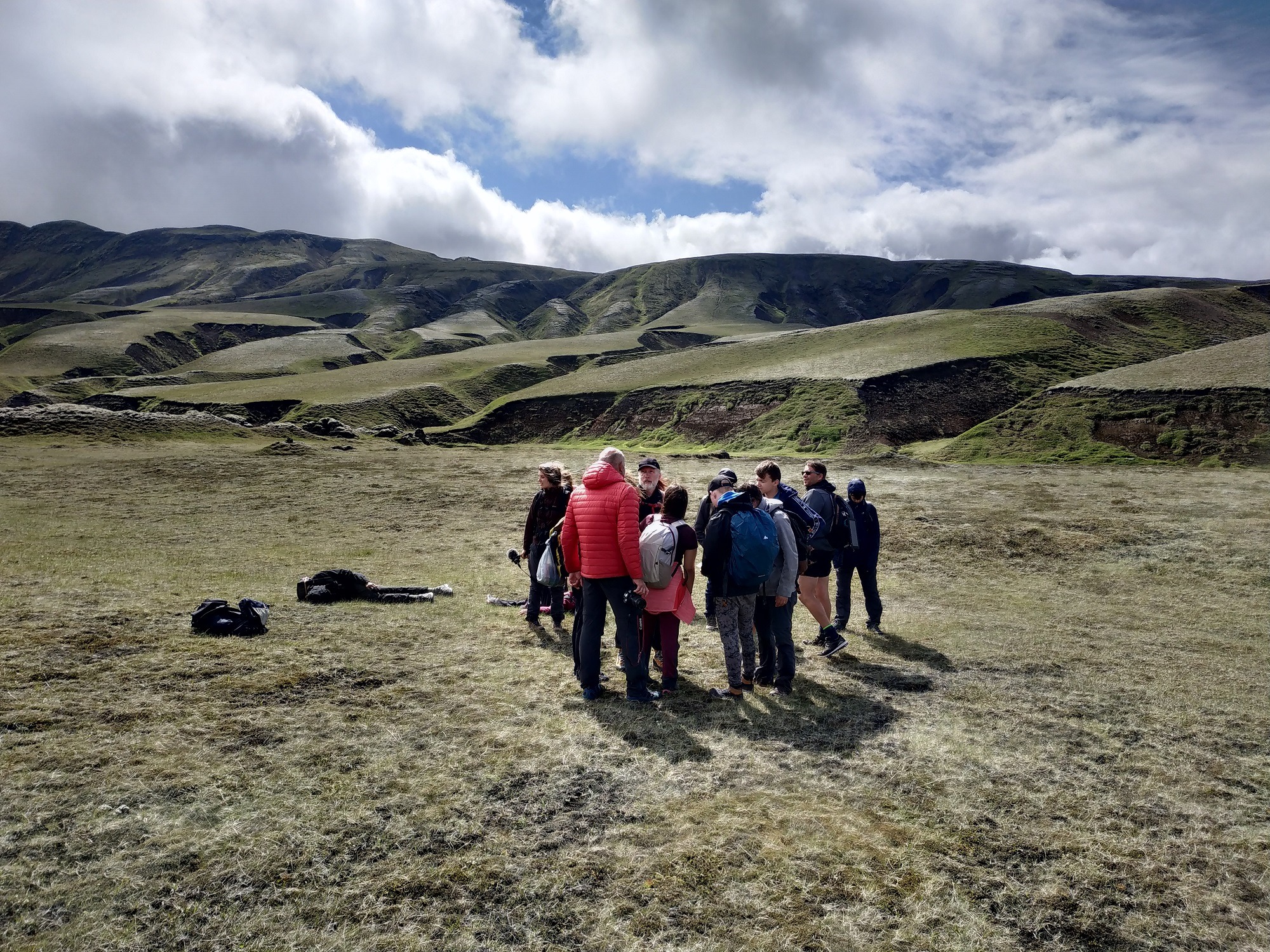 Vernissage de l'expo photos "Bivouac Islande : oscillations intimes sur lande dénudée"