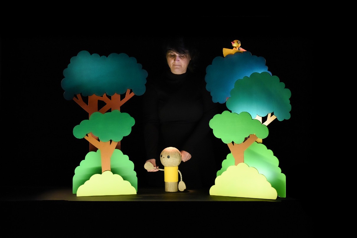 Spectacle Têtes en bois