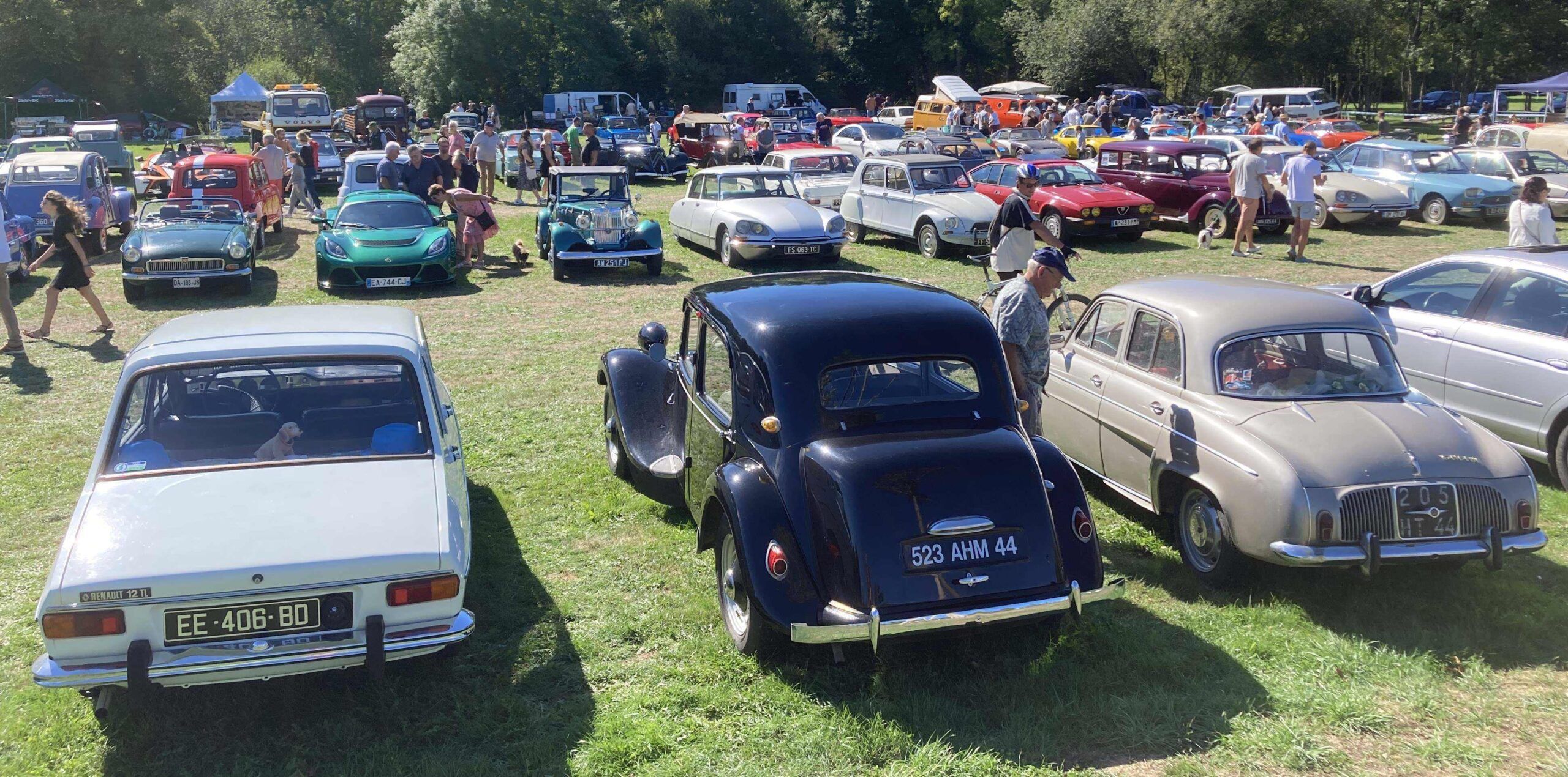 Rassemblement / bourse automobile