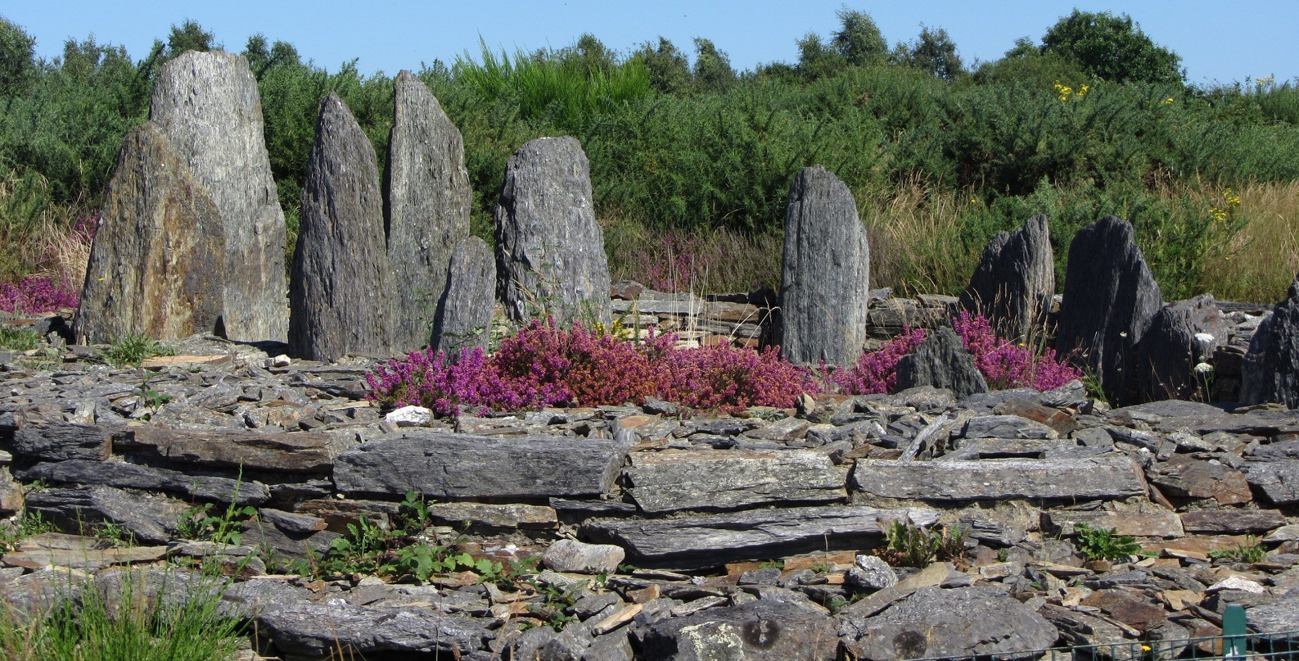 Les monuments de la Croix Saint Pierre - Visite